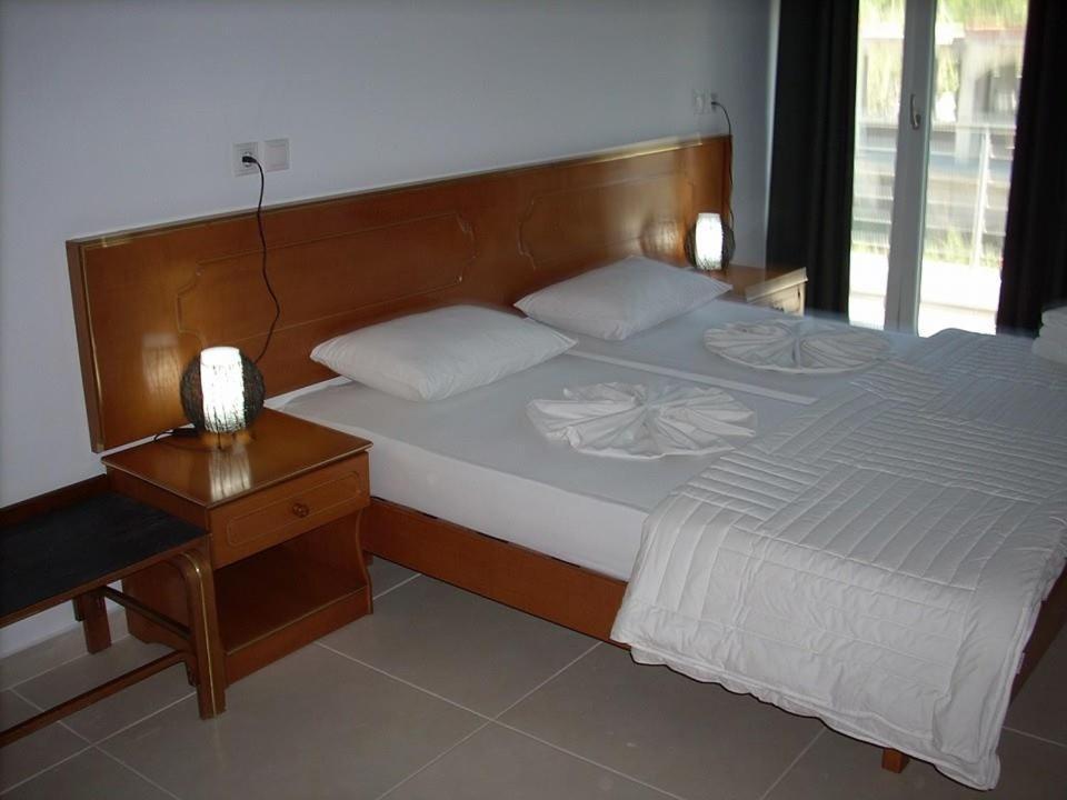 Sea Breeze 2 Apartments Mastichari  Bagian luar foto