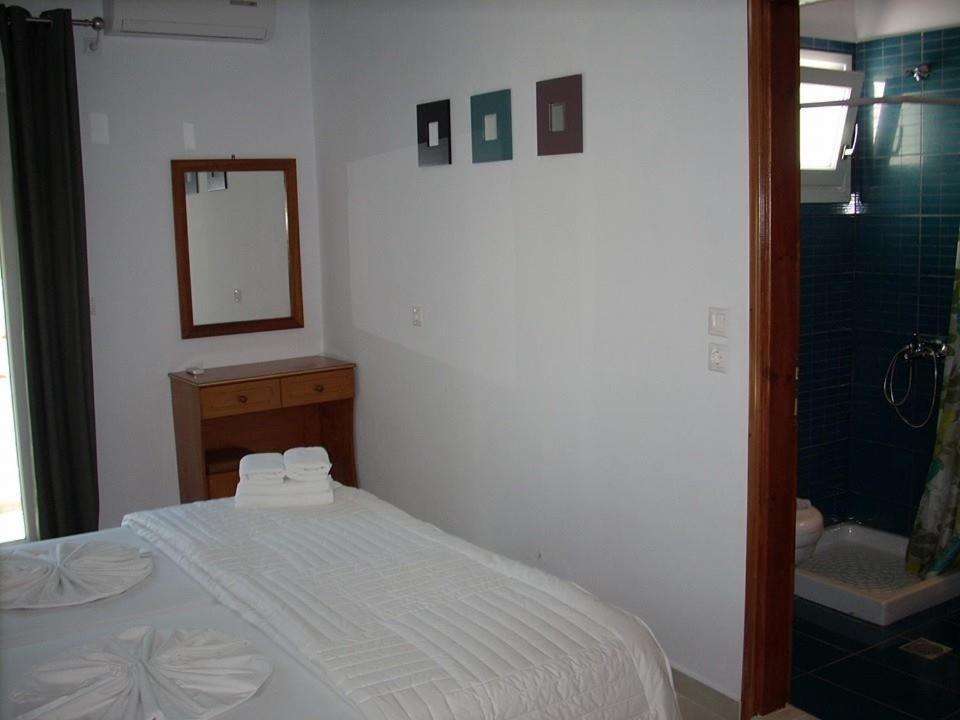 Sea Breeze 2 Apartments Mastichari  Bagian luar foto